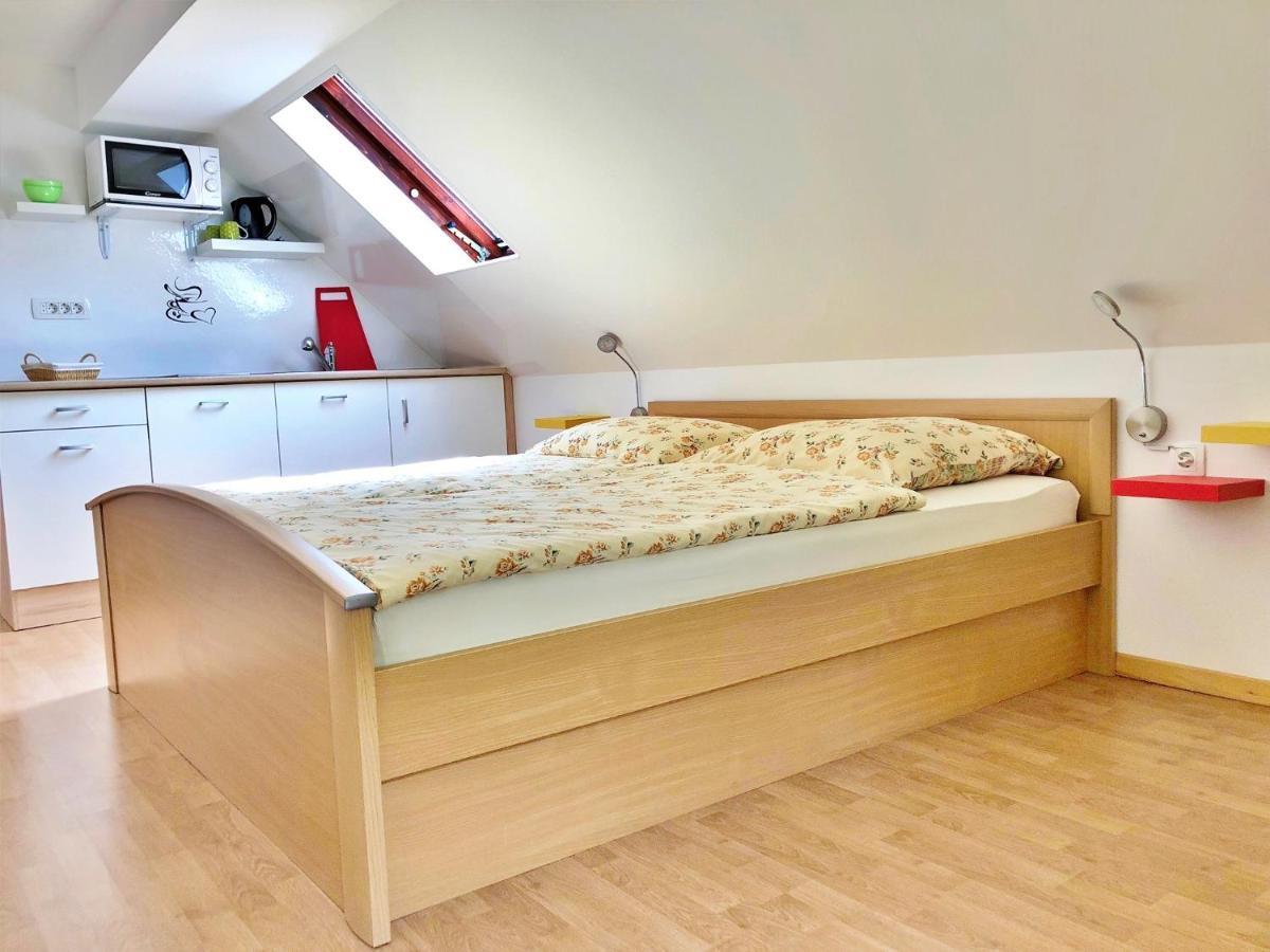 2 Studio & Apartment Cvetek Бохинь Экстерьер фото